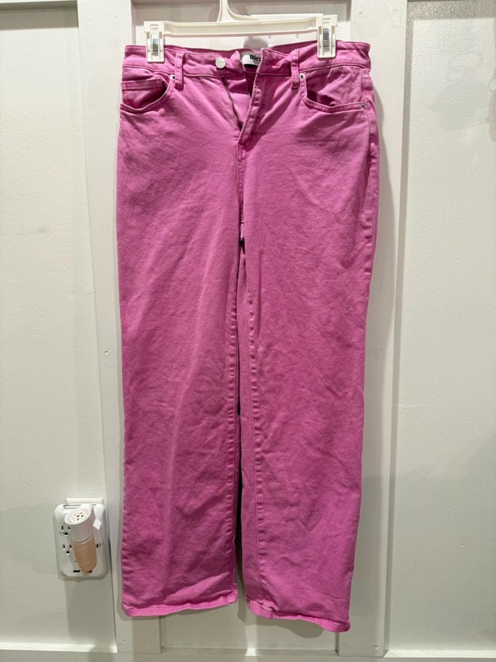 Straight Leg Women's Pants in Bright Pink